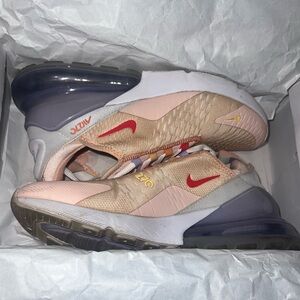 Nike Women Air Max 8.5